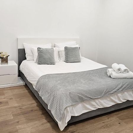 Apartamento T3 Em Lisboa/ Queluz Kültér fotó